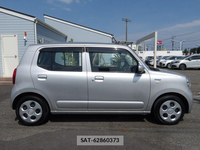 Suzuki ALTO 2023-06 8312867-29