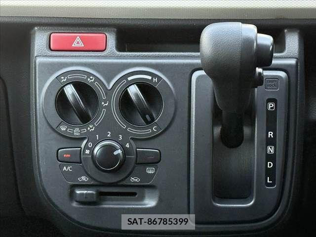 Suzuki ALTO 2021-05 8312876-6