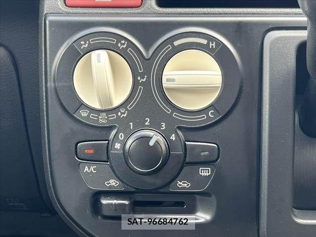 Suzuki ALTO 2016-04 8334725-5