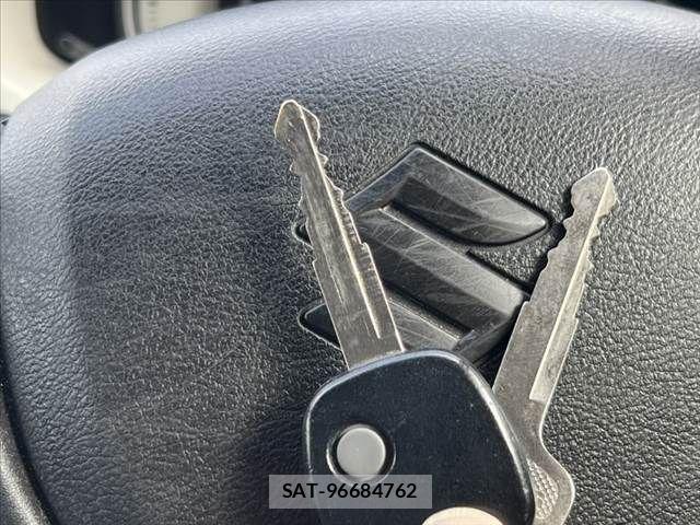 Suzuki ALTO 2016-04 8334725-6