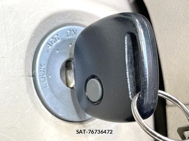 Suzuki ALTO 2013-01 8334726-3