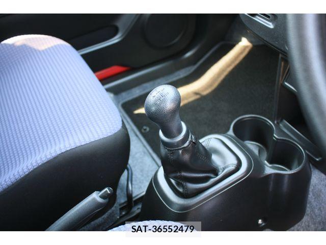 Suzuki ALTO 2020-01 8334720-24
