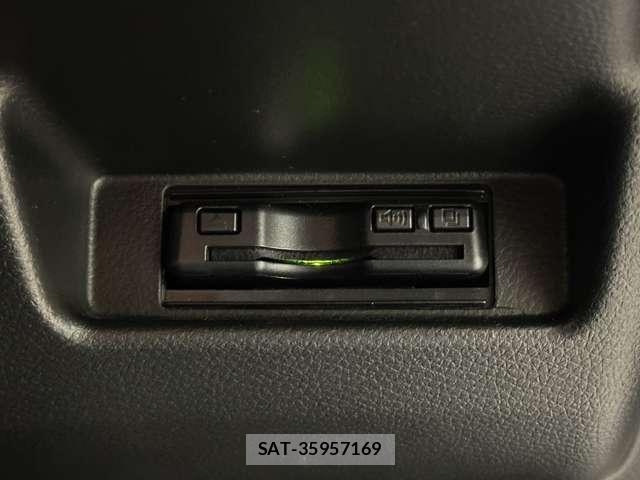 Suzuki ALTO 2017-09 8353860-12