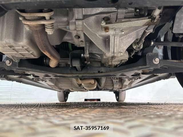 Suzuki ALTO 2017-09 8353860-28