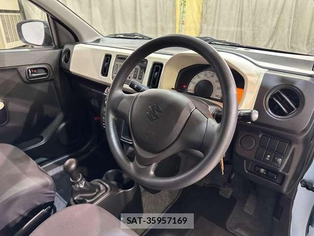 Suzuki ALTO 2017-09 8353860-8