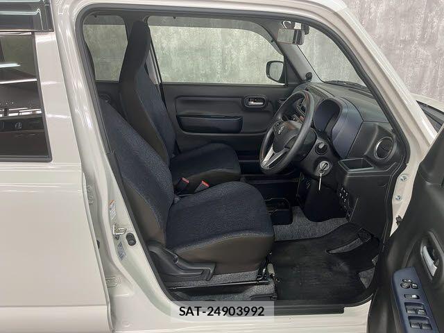 Suzuki ALTO 2022-08 8353861-3