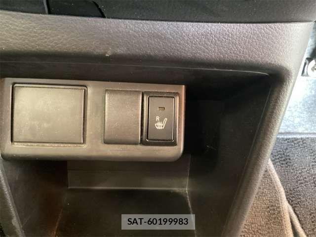 Suzuki ALTO 2017-03 8364589-5