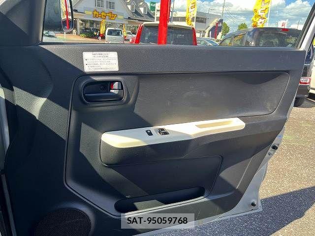 Suzuki ALTO 2015-09 8364597-12