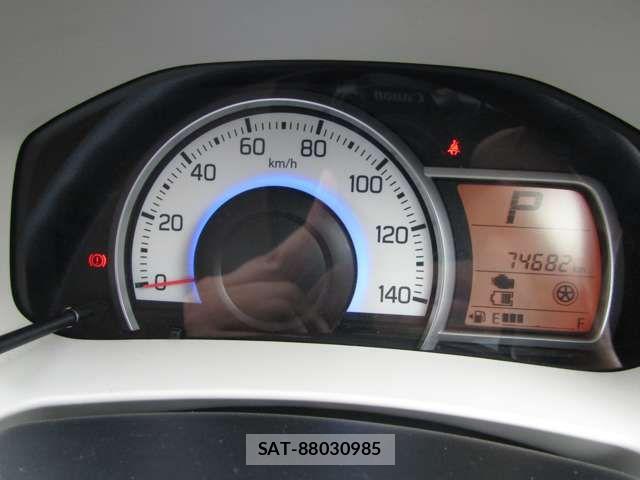 Suzuki ALTO 2016-01 8364605-13