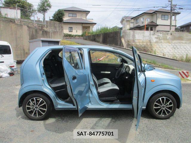 Suzuki ALTO 2017-11 8364590-28
