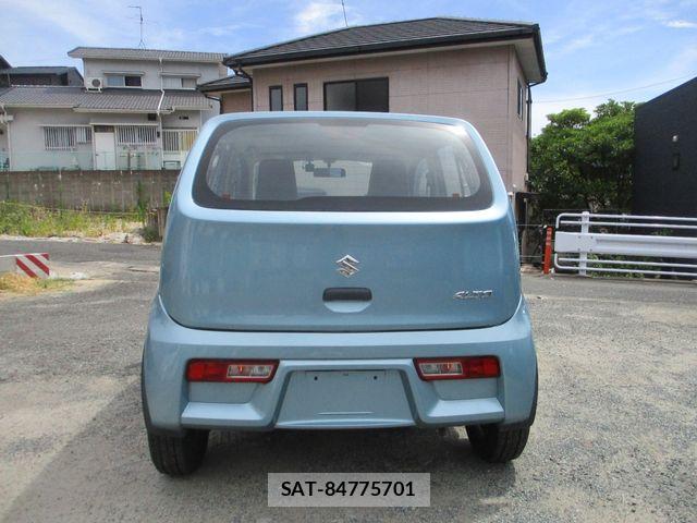 Suzuki ALTO 2017-11 8364590-2