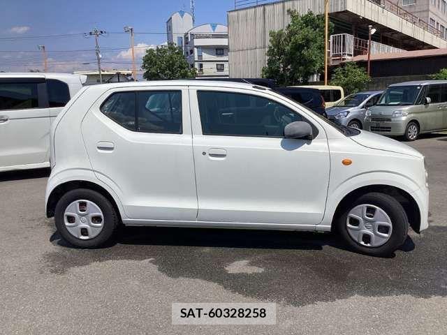 Suzuki ALTO 2017-04 8364587-7