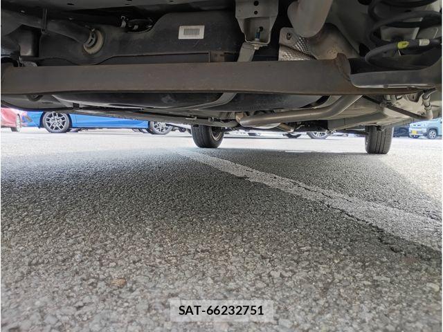 Suzuki ALTO 2015-04 8364607-19