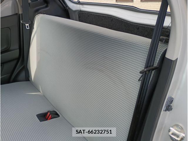 Suzuki ALTO 2015-04 8364607-8