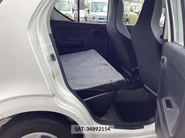Suzuki ALTO 2018-03 8364591-16