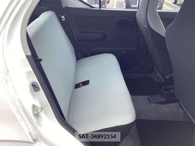 Suzuki ALTO 2018-03 8364591-19