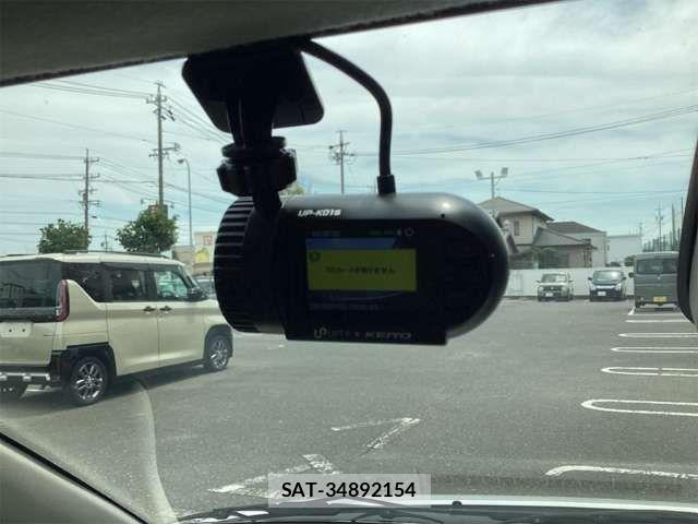 Suzuki ALTO 2018-03 8364591-2