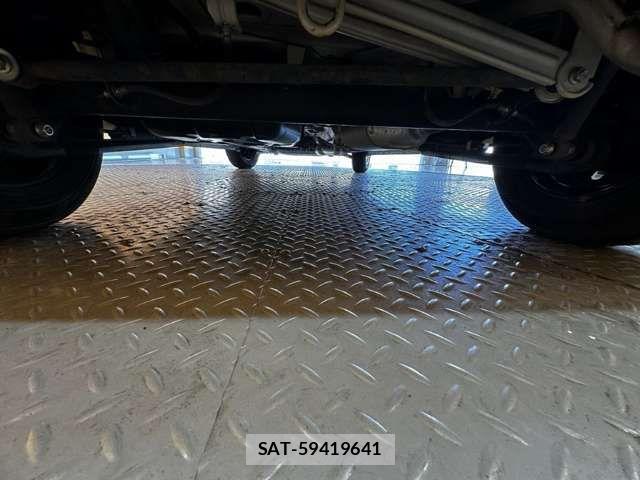 Suzuki ALTO 2014-11 8364611-16