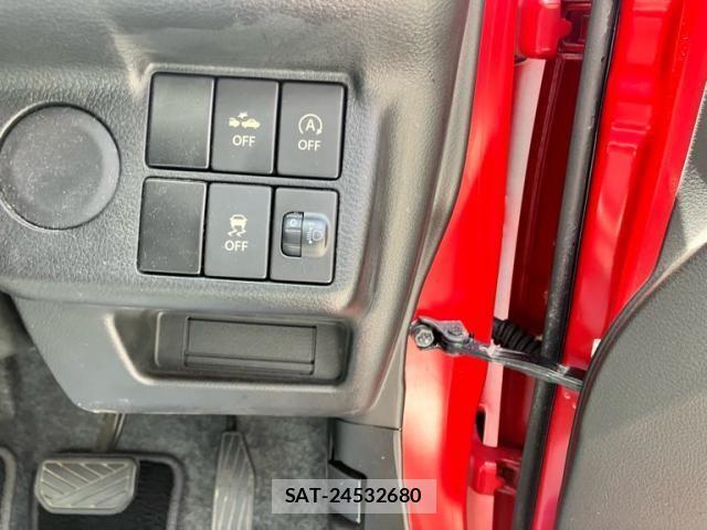 Suzuki ALTO 2017-04 8364617-14
