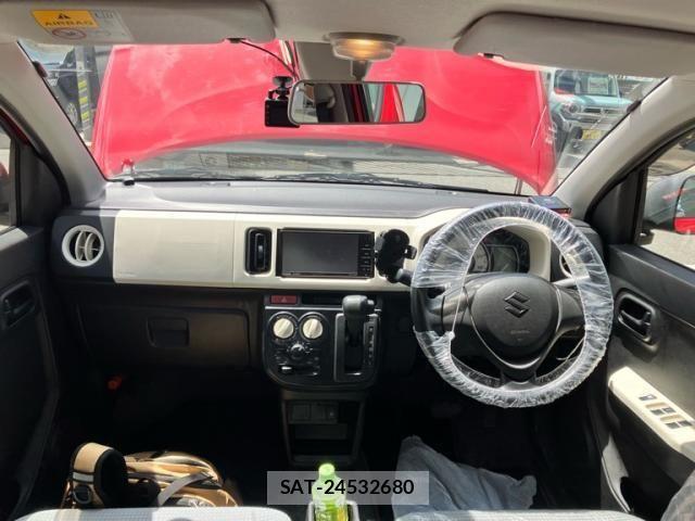 Suzuki ALTO 2017-04 8364617-17