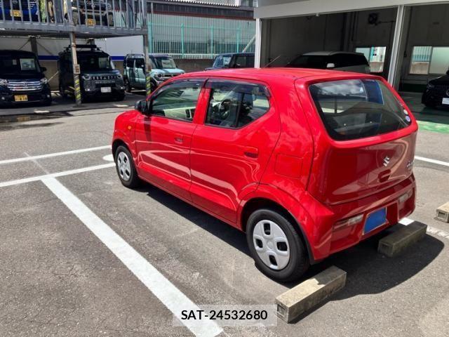 Suzuki ALTO 2017-04 8364617-4
