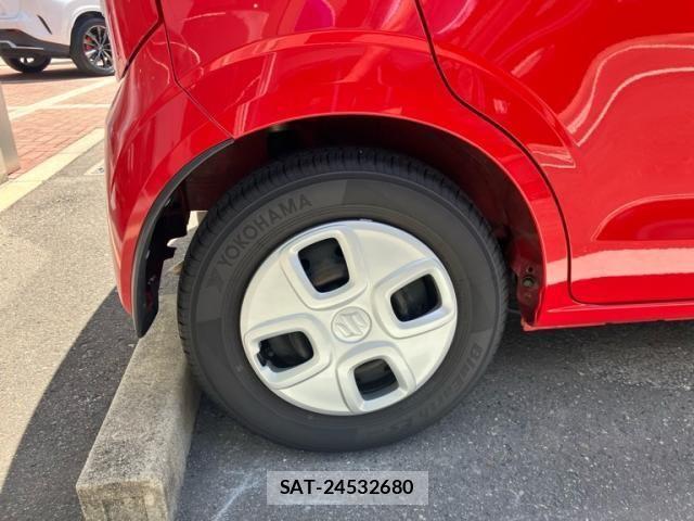 Suzuki ALTO 2017-04 8364617-6
