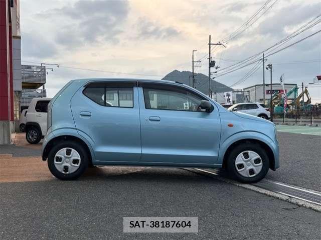Suzuki ALTO 2017-11 8371409-10