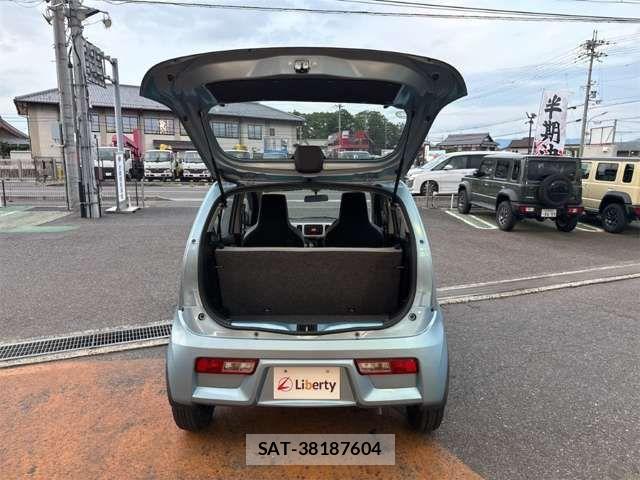 Suzuki ALTO 2017-11 8371409-14