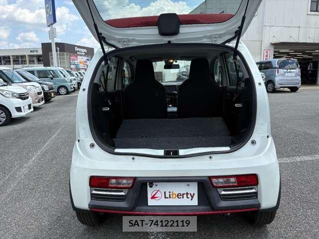 Suzuki ALTO 2015-09 8371408-15