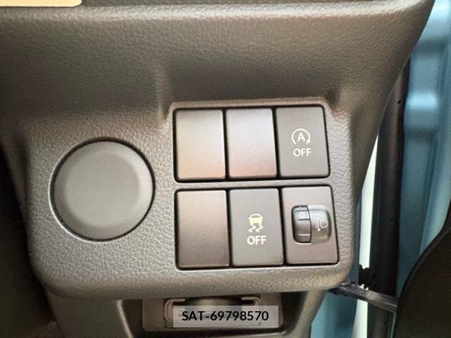 Suzuki ALTO 2017-09 8411122-17
