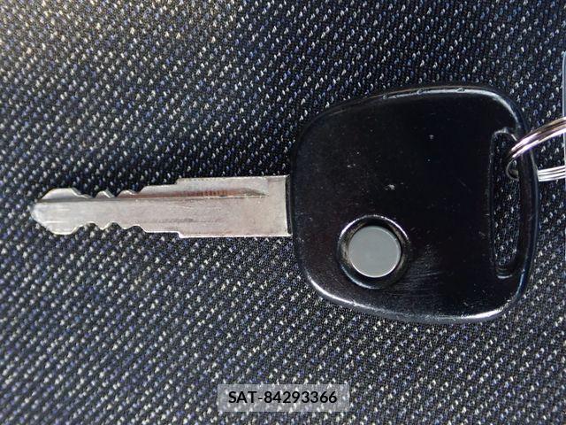 Suzuki ALTO 2022-06 8437906-18