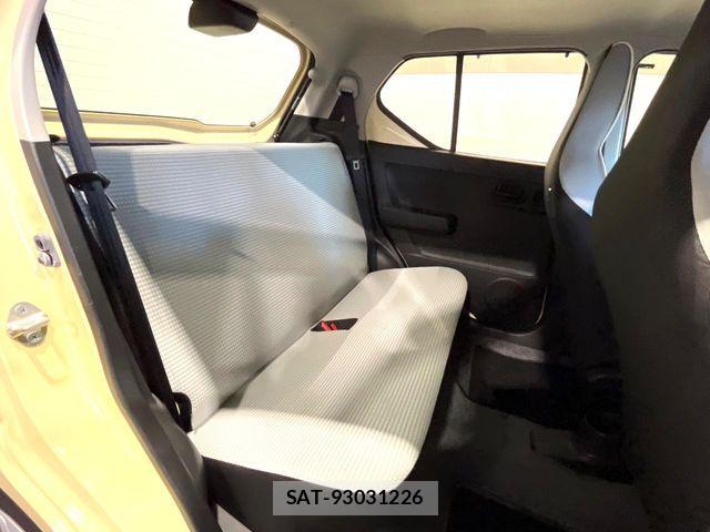 Suzuki ALTO 2017-10 8456966-9