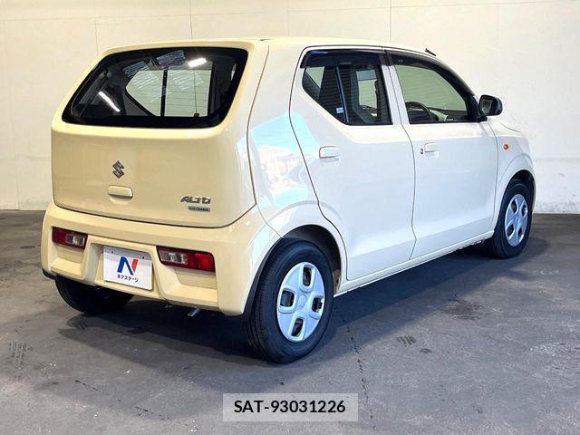 Suzuki ALTO 2017-10 8456966-17