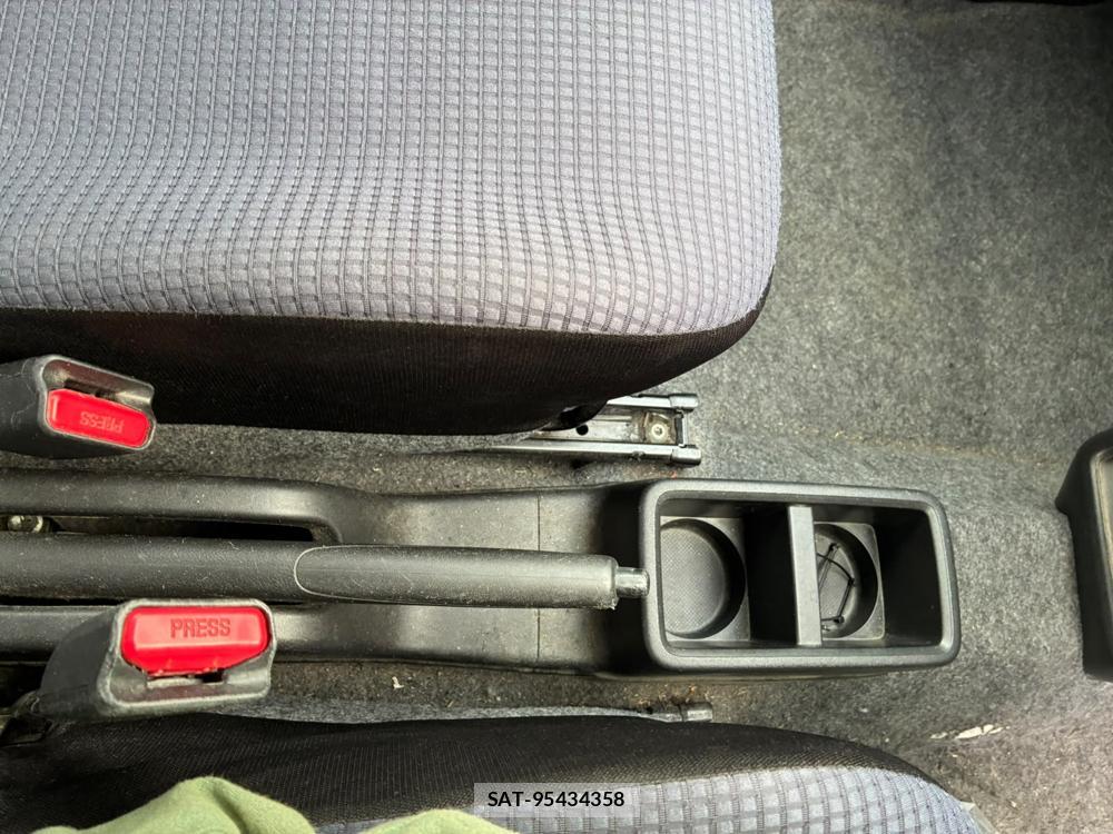 Suzuki ALTO 2019-07 8351358-19