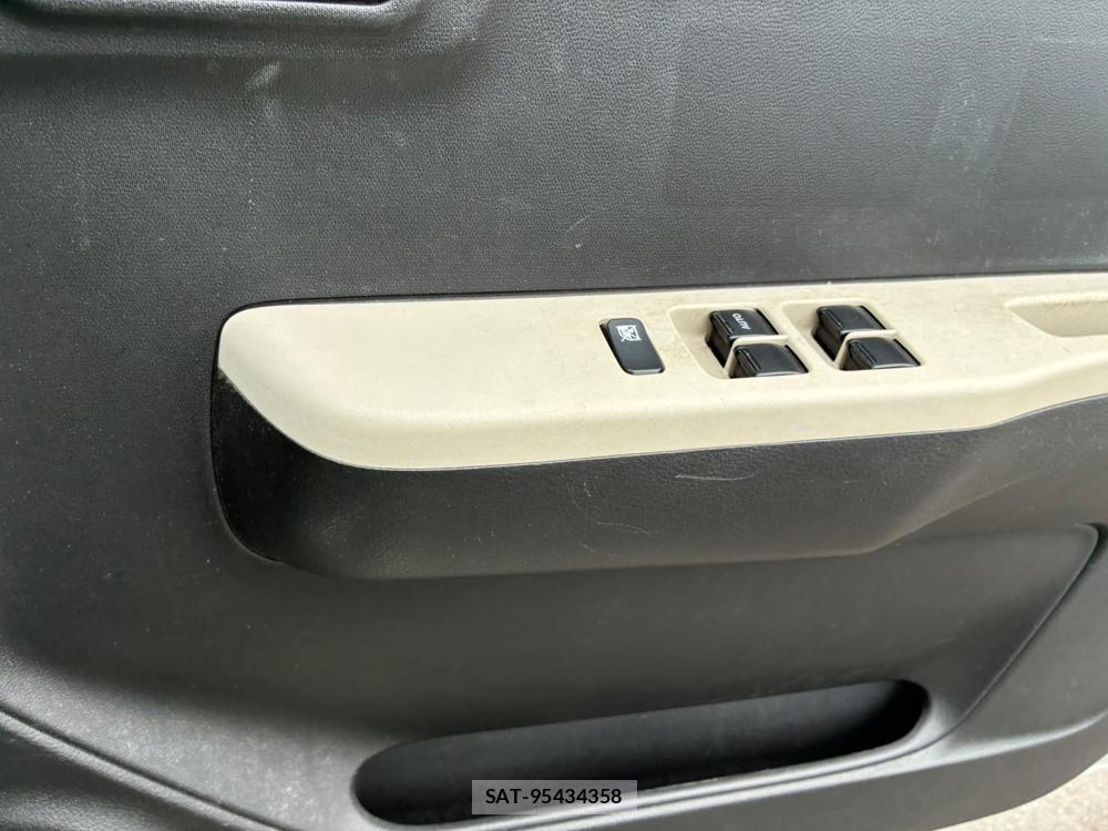 Suzuki ALTO 2019-07 8351358-21