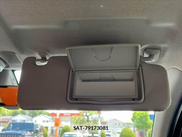 Suzuki ALTO 2015-05 8523422-26