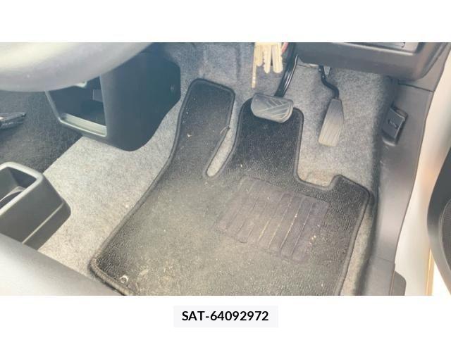 Suzuki ALTO 2017-01 8561081-17
