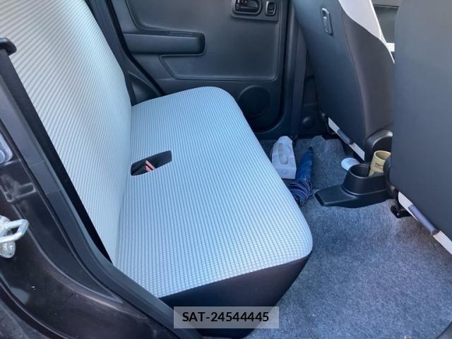 Suzuki ALTO 2015-03 8561080-14