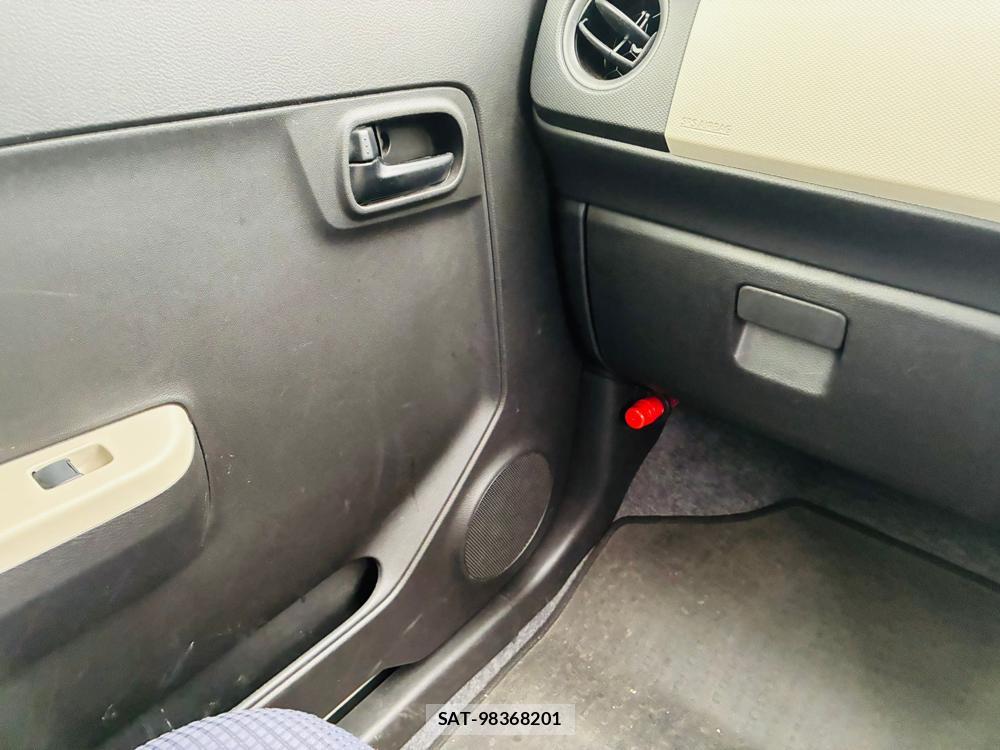 Suzuki ALTO 2019-06 8543890-21