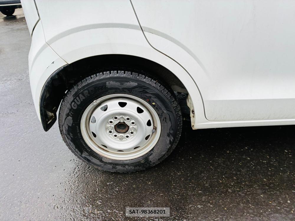 Suzuki ALTO 2019-06 8543890-25