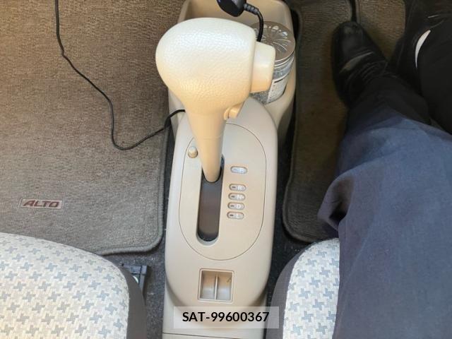 Suzuki ALTO 2012-04 8657915-18