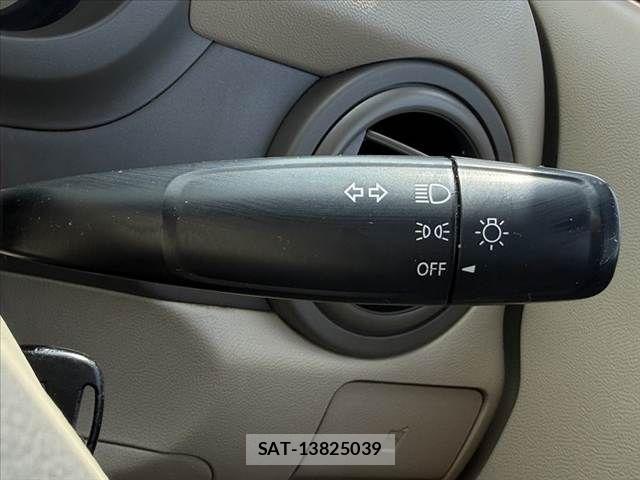 Suzuki ALTO 2013-09 8657913-25