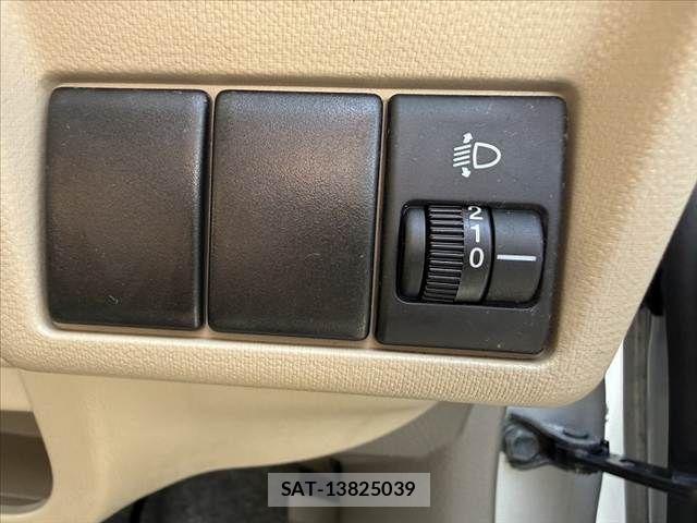 Suzuki ALTO 2013-09 8657913-4