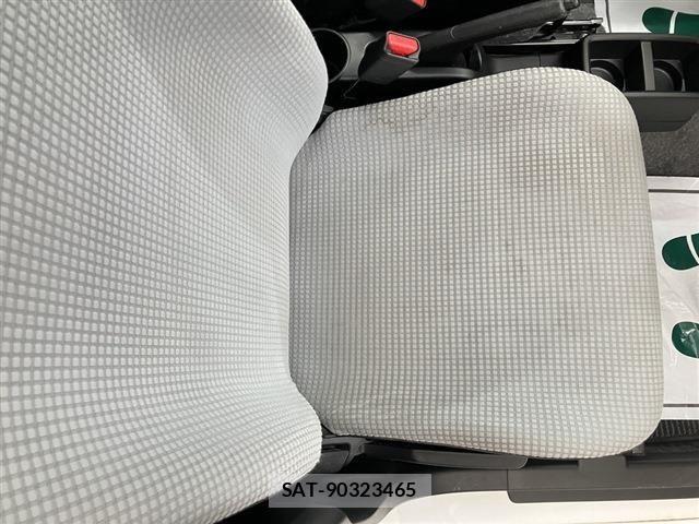 Suzuki ALTO 2017-04 8740301-13