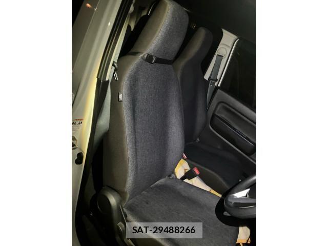 Suzuki ALTO 2022-03 8740299-13