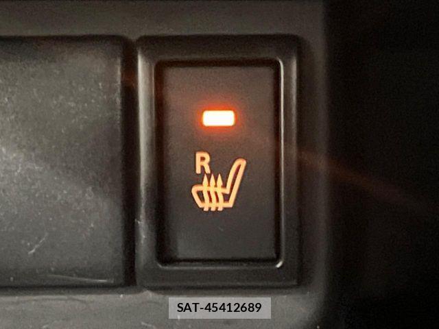 Suzuki ALTO 2018-02 8740295-3