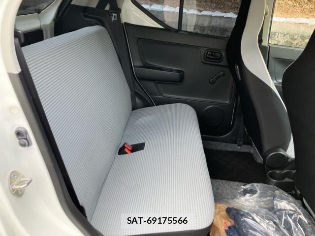 Suzuki ALTO 2015-03 8740300-11