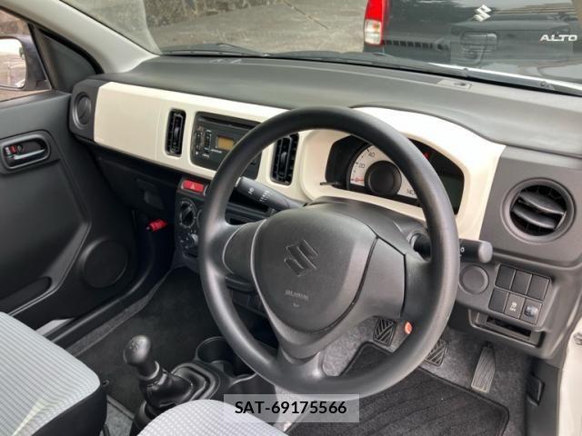 Suzuki ALTO 2015-03 8740300-13