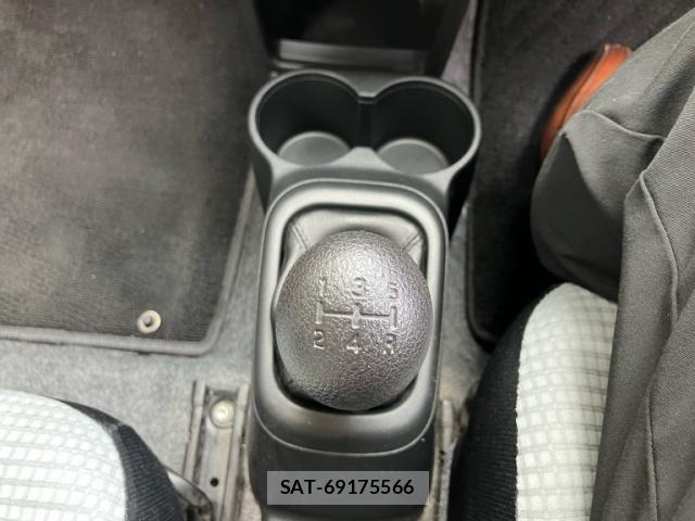 Suzuki ALTO 2015-03 8740300-22