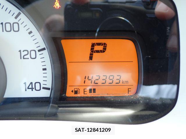 Suzuki ALTO 2016-11 8779425-12